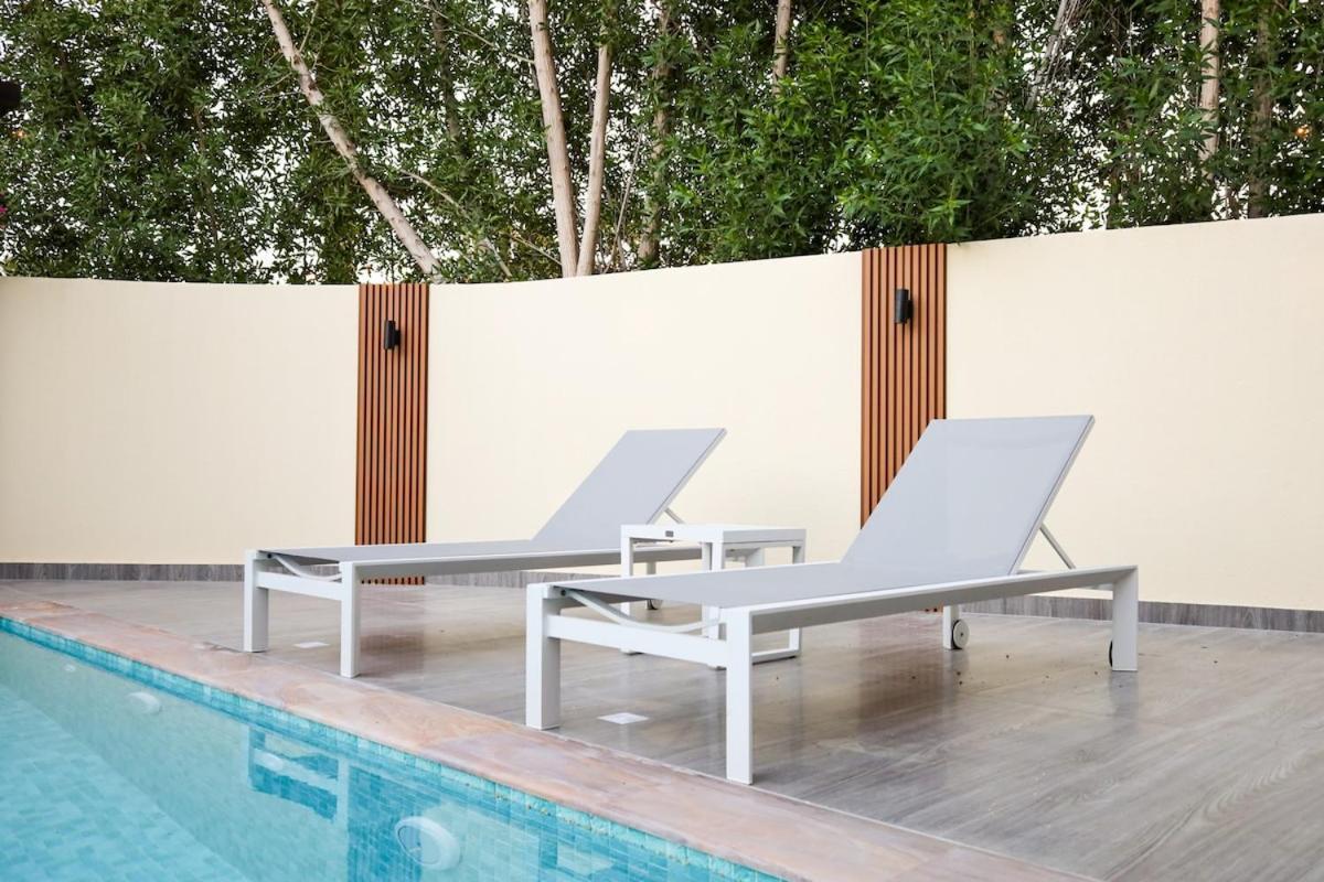 Stunning 4 Bed Villa, Private Pool, Damac Hills Dubái Exterior foto