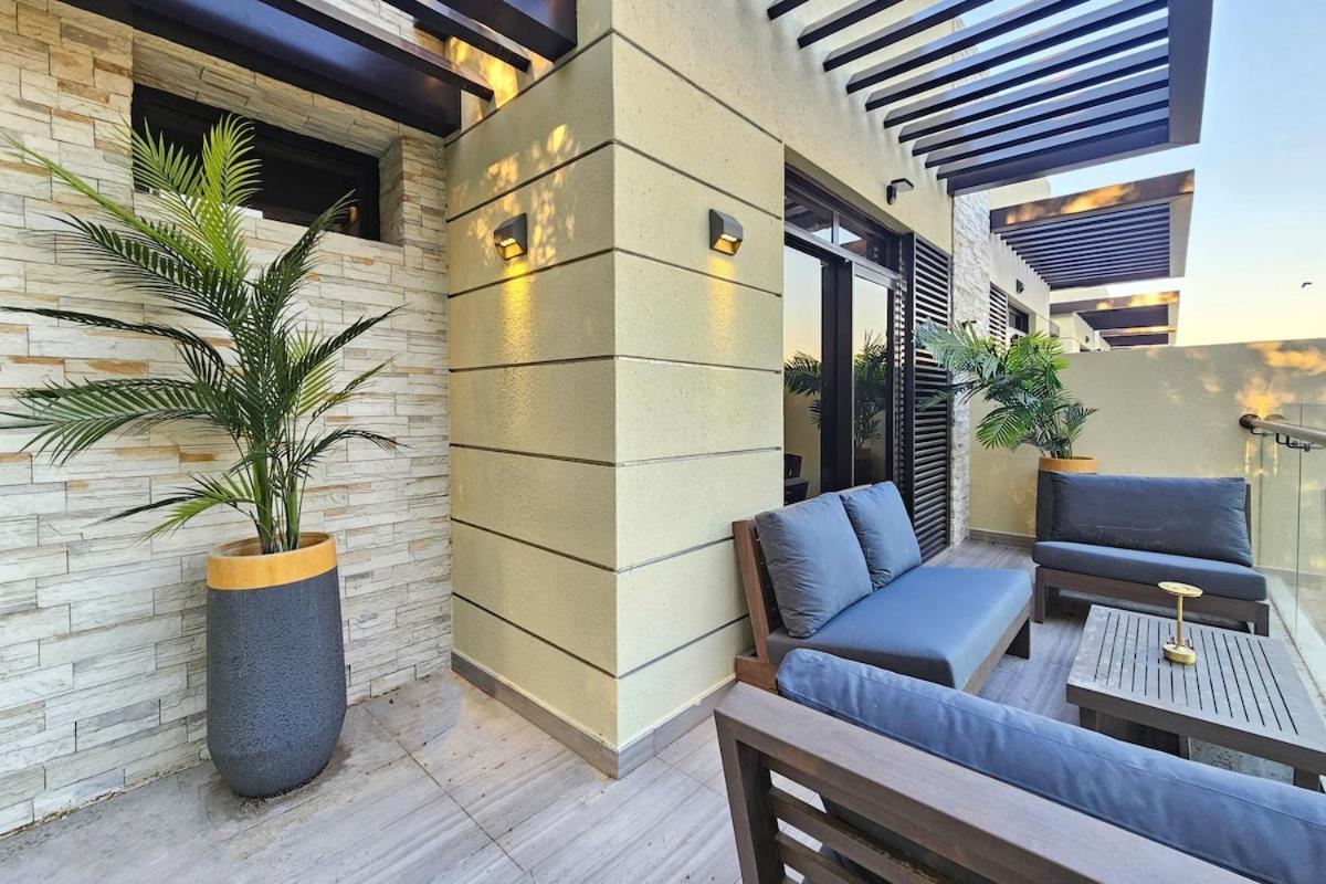 Stunning 4 Bed Villa, Private Pool, Damac Hills Dubái Exterior foto